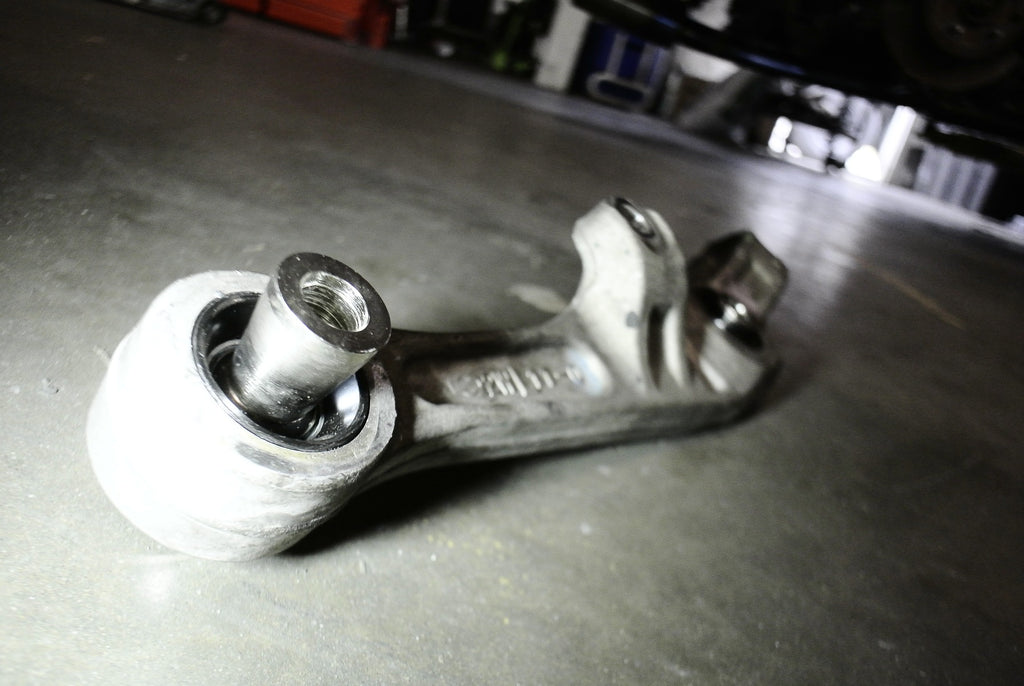 Megan Racing Nissan 350Z 03-08 / G35 03-07 Front Lower Control Arm Bushings (Spherical)