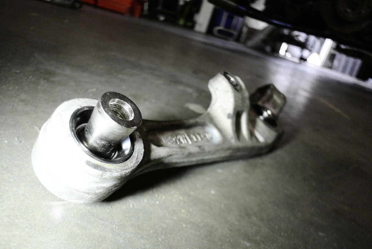 Megan Racing Nissan 350Z 03-08 / G35 03-07 Front Lower Control Arm Bushings (Spherical)