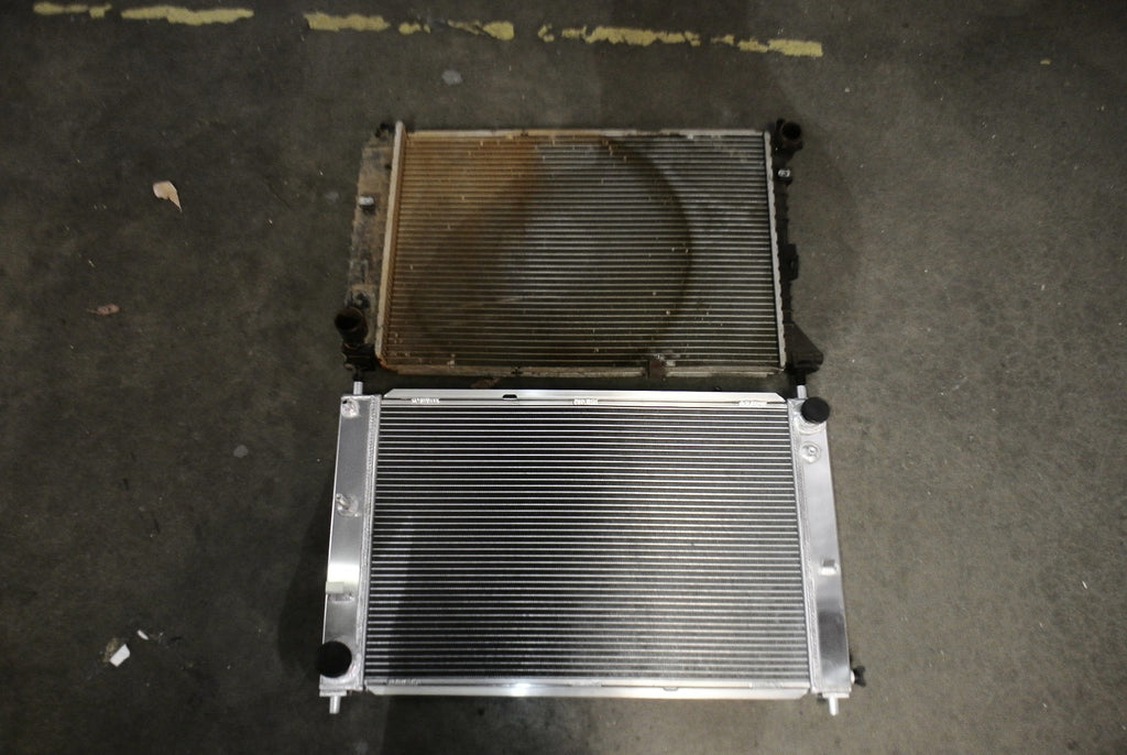 Megan Racing Radiator Ford Mustang 97-04 (Manual Trans Only)