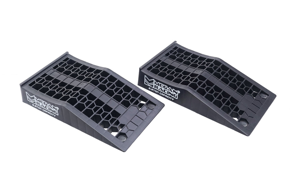 Megan Racing 1-Piece Ramps (17" length x 2.5" lift height)