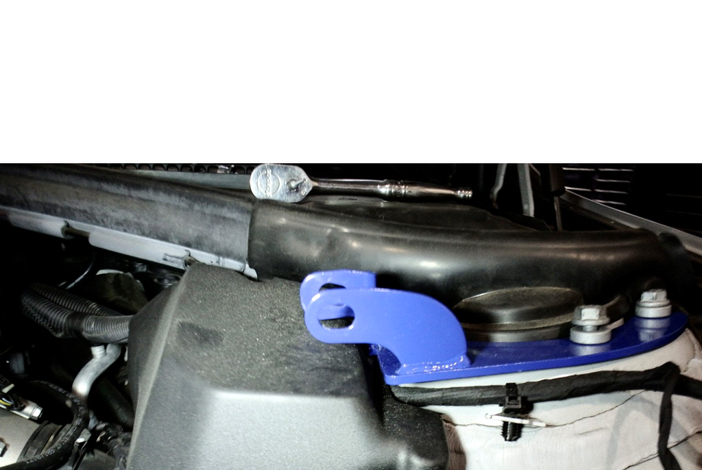 Megan Racing Race Spec Bar BMW 3 Series F30/F31 12-18 FU (EXC M3/diesel)