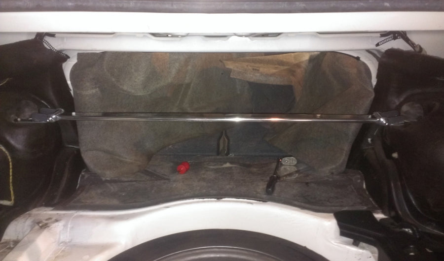 Megan Racing BMW E36 (DO NOT FIT 318ti Hatchback/convertibles) 92-98 1 piece Racing Spec front strut bar RU