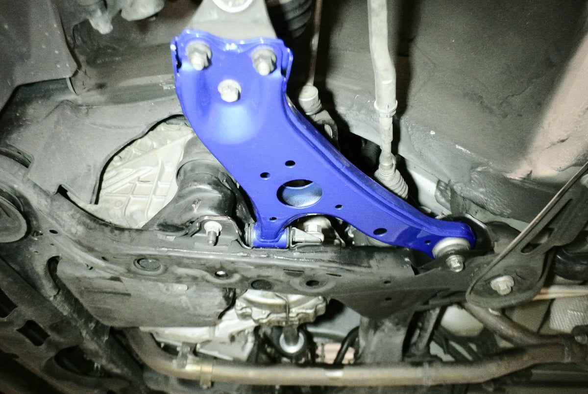Megan Racing Toyota Sienna 2011-2020 Front Lower Control Arm (HARDEN RUBBER) 2PCS/SET