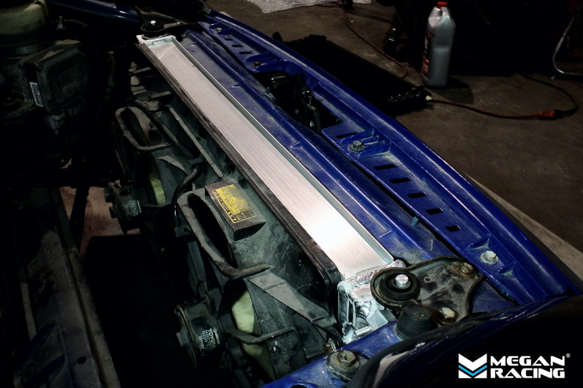 Megan Racing Toyota MR-2 Spyder 00-06 Radiator